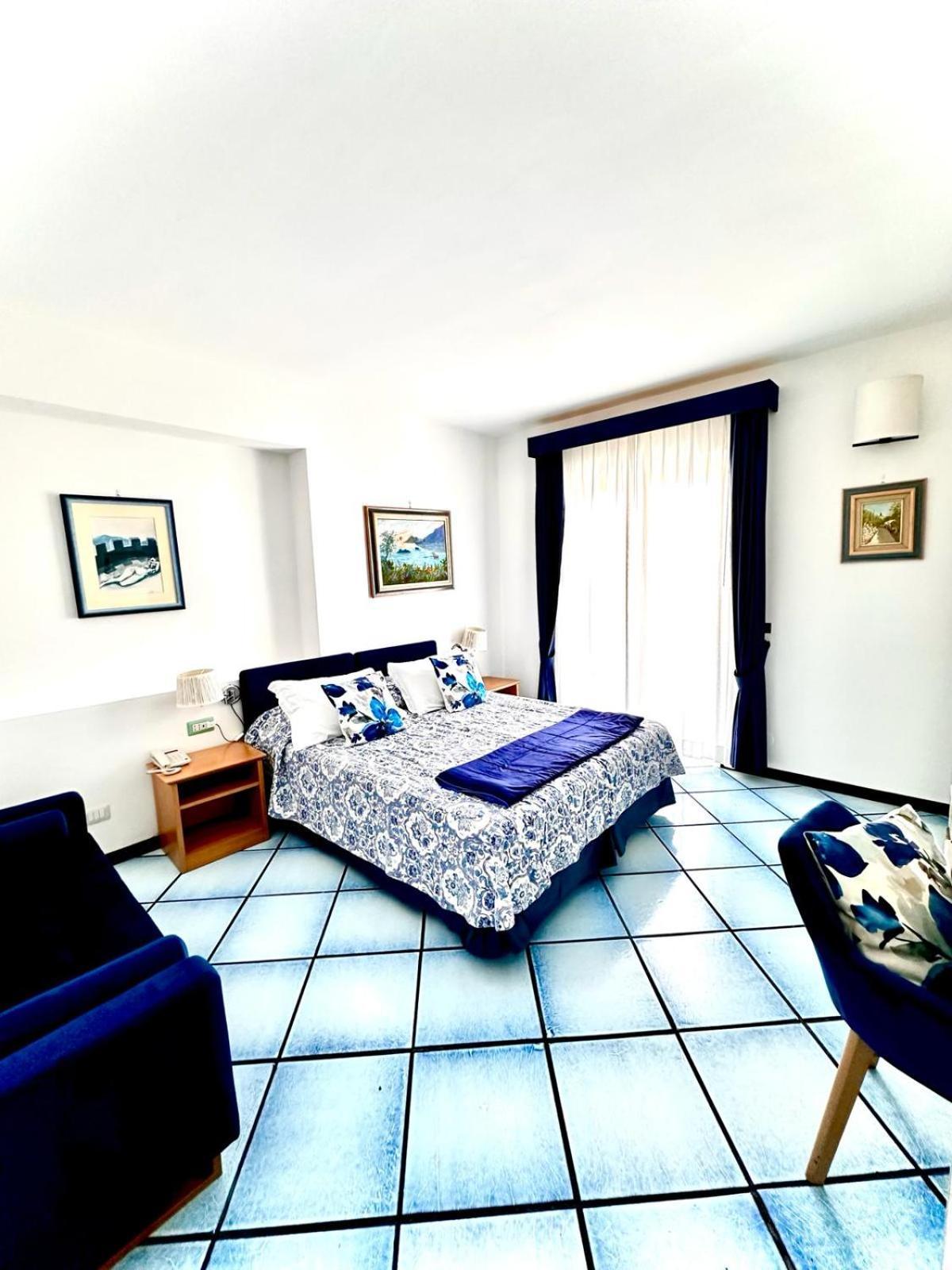 Hotel Le Fioriere Băile Herculane Dış mekan fotoğraf