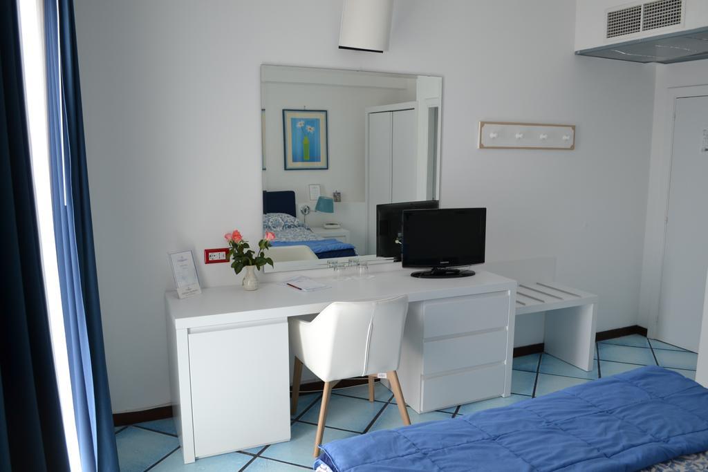 Hotel Le Fioriere Băile Herculane Dış mekan fotoğraf